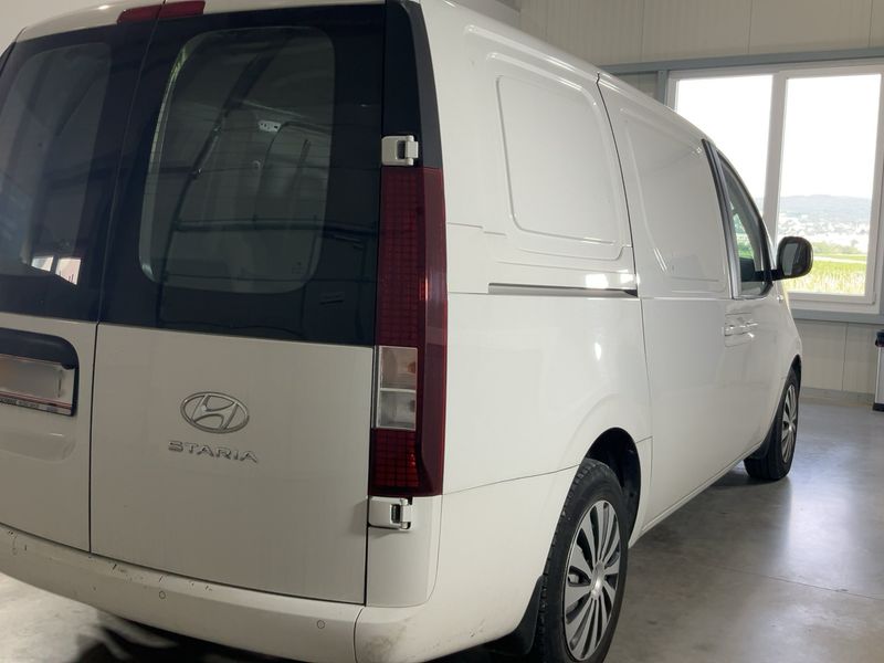 Hyundai Staria 2.2 CRDi 2WD — zdjęcie 6