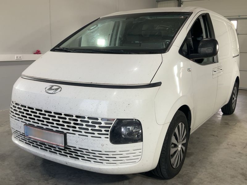 Hyundai Staria 2.2 CRDi 2WD