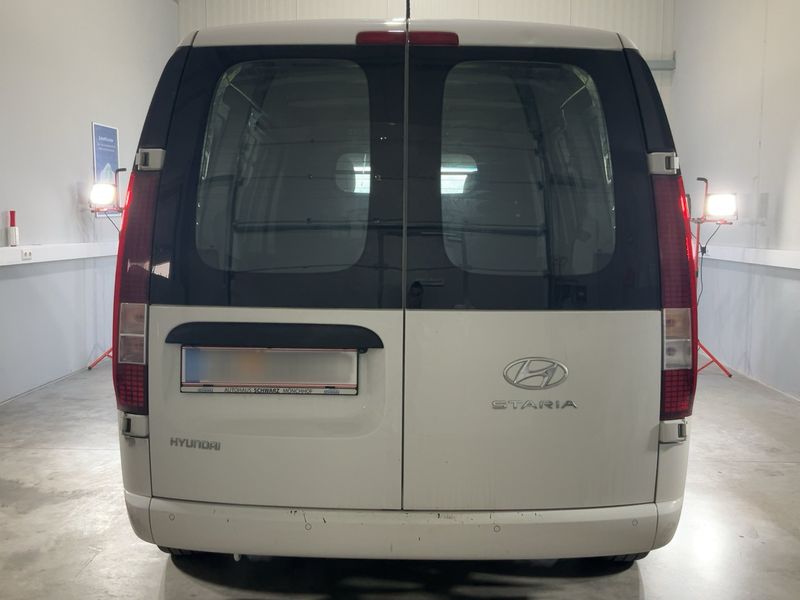 Hyundai Staria 2.2 CRDi 2WD — zdjęcie 5