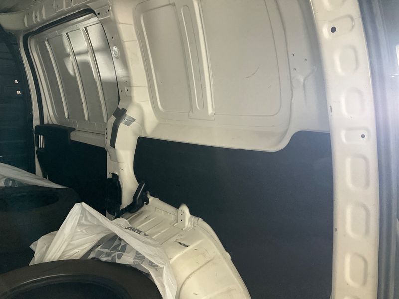 Hyundai Staria 2.2 CRDi 2WD 2022 – снимка 39