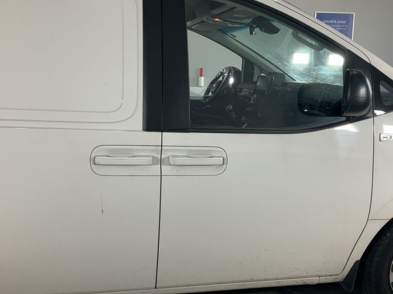 Hyundai Staria 2.2 CRDi 2WD — zdjęcie 7