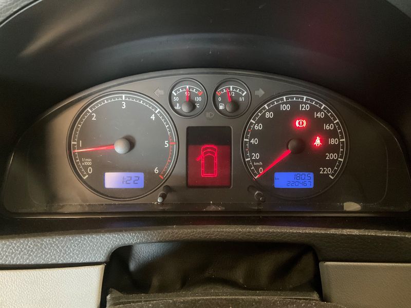 Volkswagen T5 Multivan 2.5 TDI Comfortline — zdjęcie 13