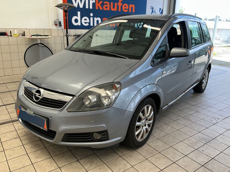 Opel Zafira 1.8 Edition