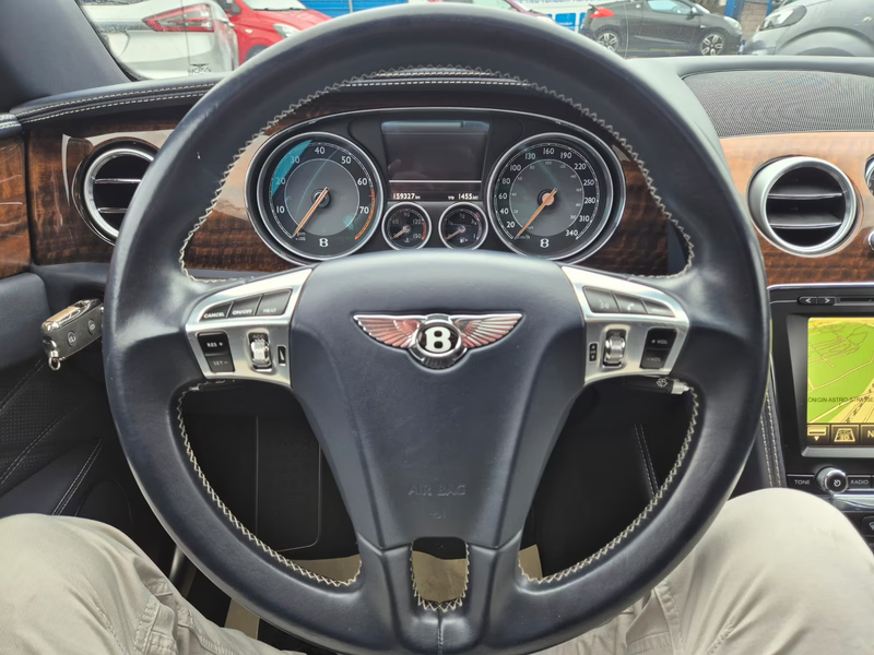 Bentley Continental Flying Spur 6.0 W12 Biturbo Basis — zdjęcie 24