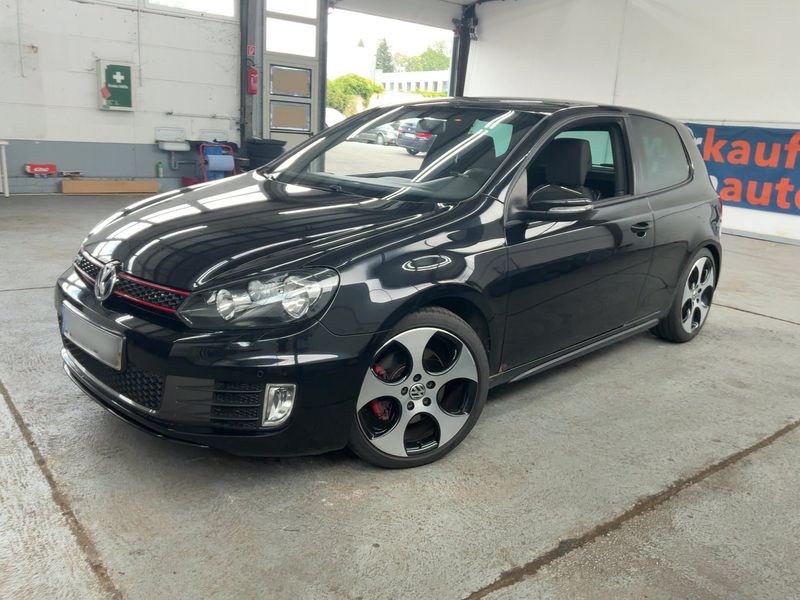 Volkswagen Golf VI 2.0 TSI GTI — zdjęcie 1