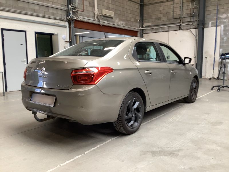 Citroen C-Elysée 1.2 PureTech Selection — zdjęcie 6