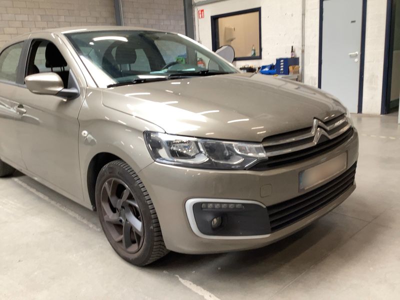 Citroen C-Elysée 1.2 PureTech Selection — zdjęcie 8