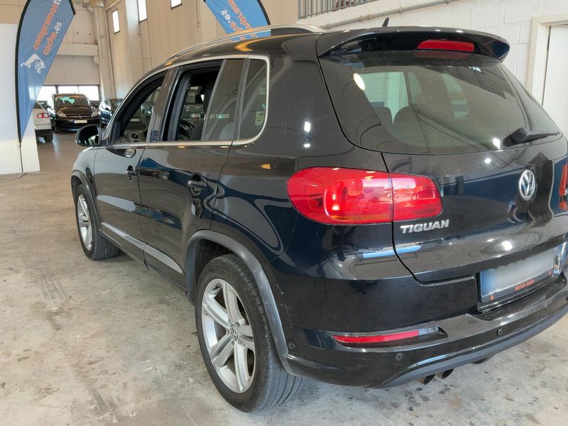 Volkswagen Tiguan 2.0 TDI R-Line 4Motion BlueMotion Tech — zdjęcie 3