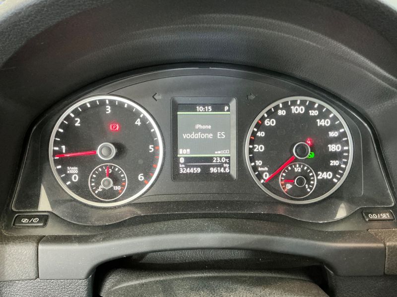 Volkswagen Tiguan 2.0 TDI R-Line 4Motion BlueMotion Tech — zdjęcie 13