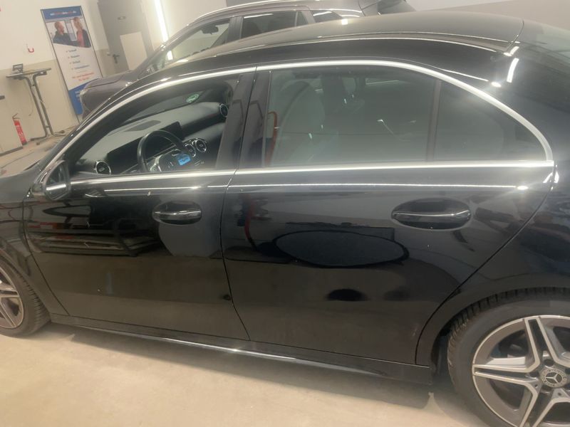 Mercedes-Benz A-Klasse Limousine A 180 AMG Line — zdjęcie 4