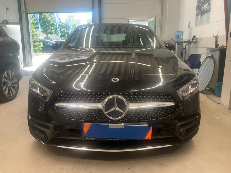Mercedes-Benz A-Klasse Limousine A 180 AMG Line — zdjęcie 9
