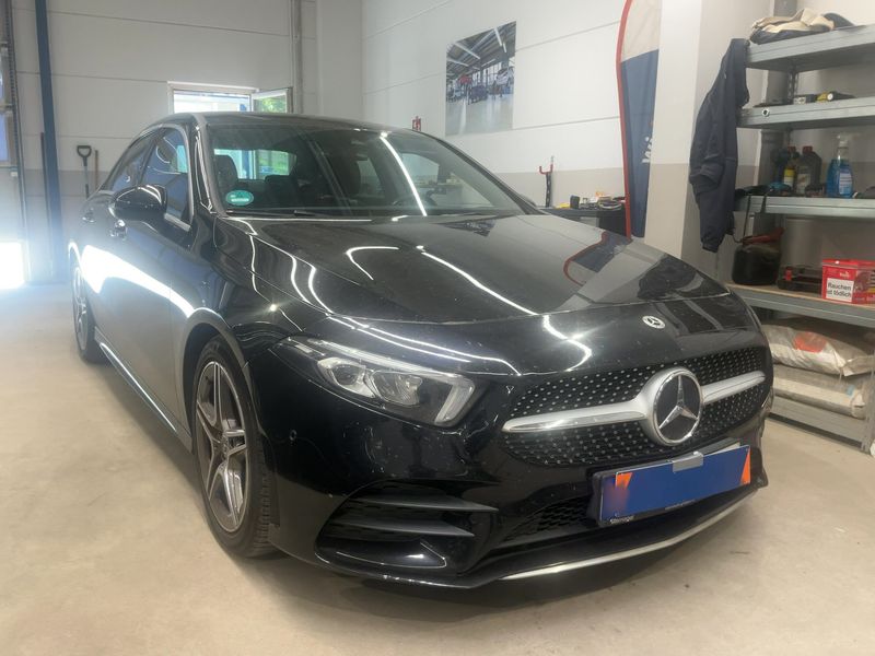 Mercedes-Benz A-Klasse Limousine A 180 AMG Line — zdjęcie 8