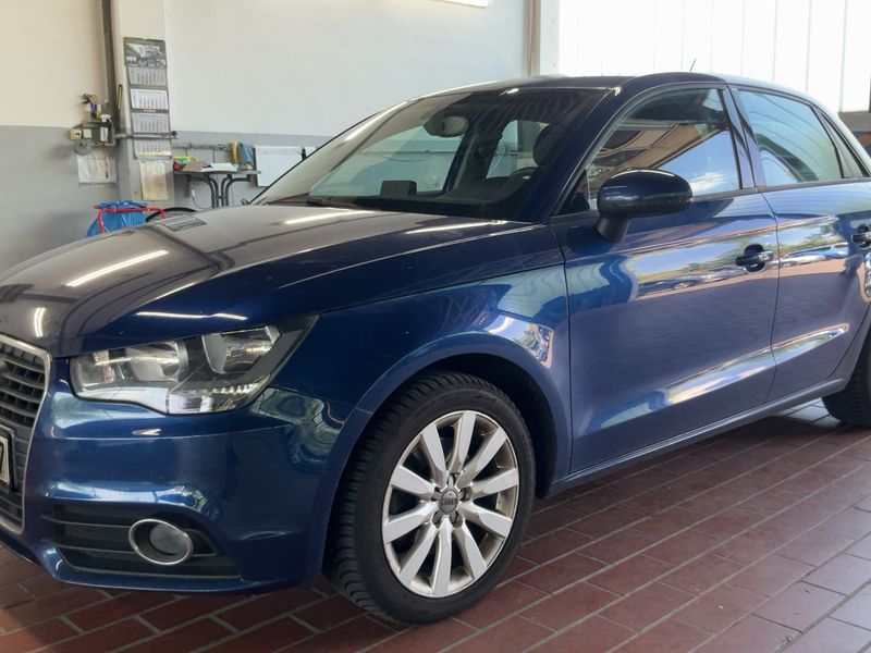 Audi A1 Sportback 1.4 TFSI Attraction — zdjęcie 2