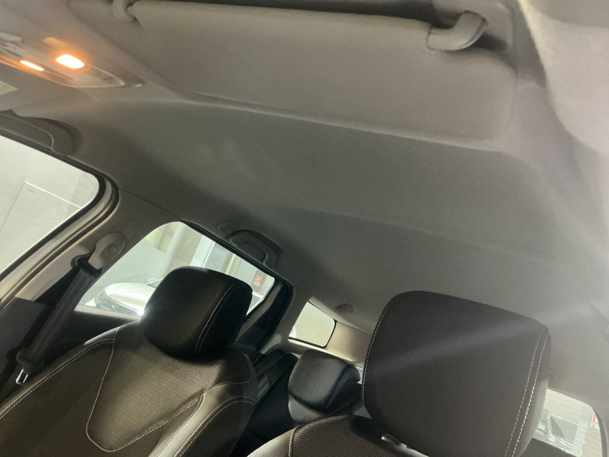Renault Clio 2016 — photo 35