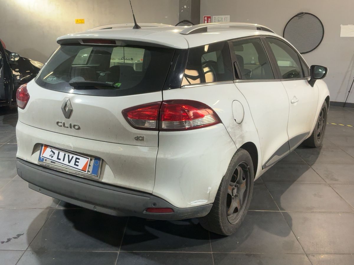 Renault Clio 2016 — photo 9