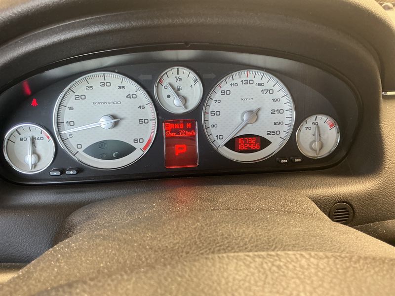 Peugeot 607 2.7 HDi Platinum 2007 – снимка 4