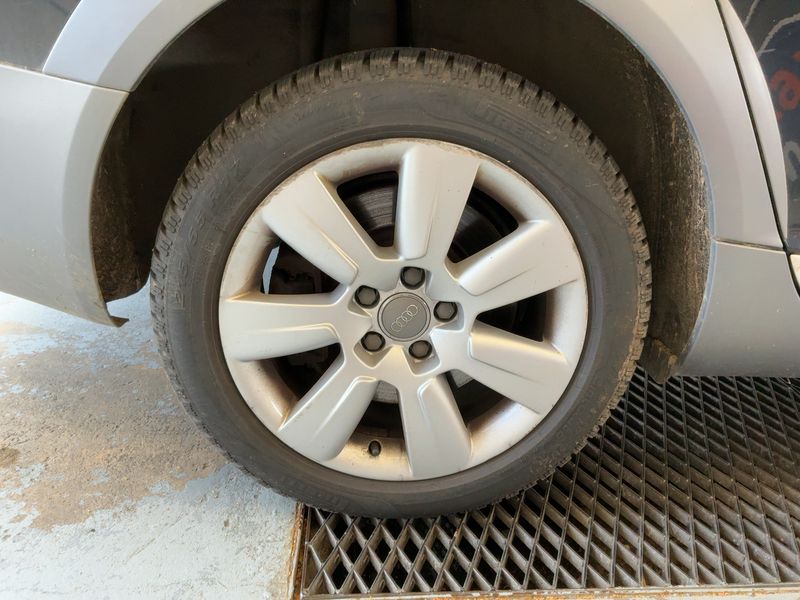 Audi A6 Allroad 3.0 V6 TDI 2009 – снимка 9