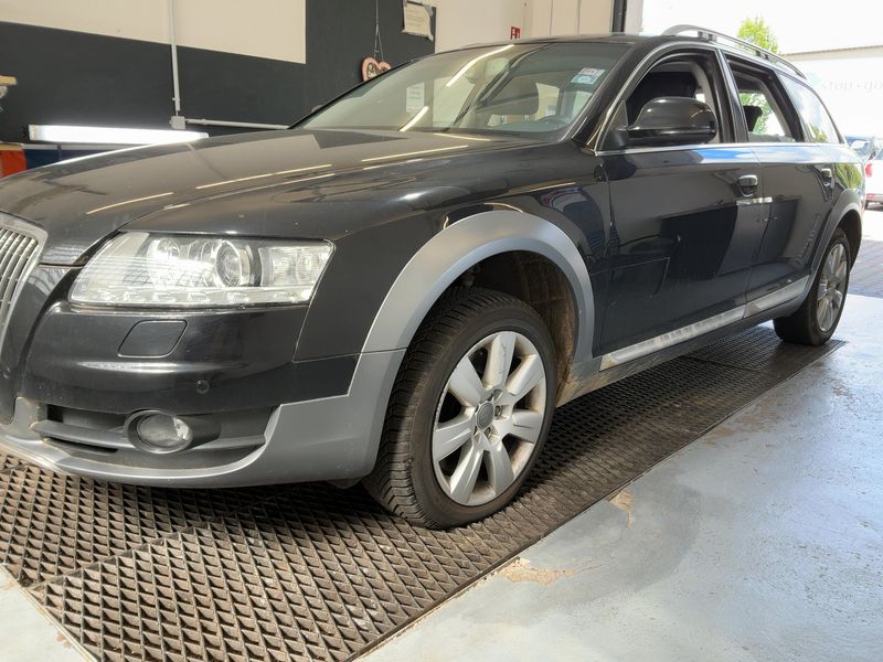 Audi A6 Allroad 3.0 V6 TDI — zdjęcie 2