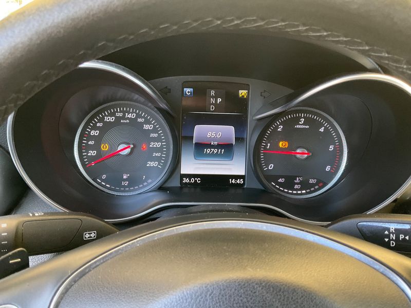 Mercedes-Benz C-Klasse C 220 d Sport — zdjęcie 13