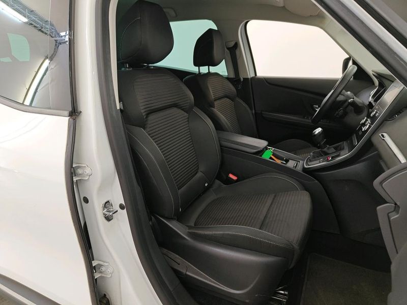 Renault Grand Scenic 1.3 TCe Business — zdjęcie 5