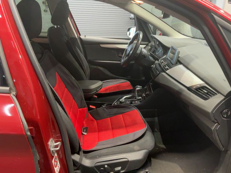 BMW 2er 218i Active Tourer Advantage 2016 – снимка 16