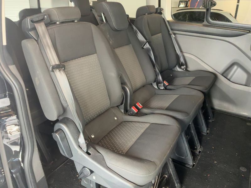 Ford Tourneo Custom 2.0 TDCi 320 L2 Trend — zdjęcie 14