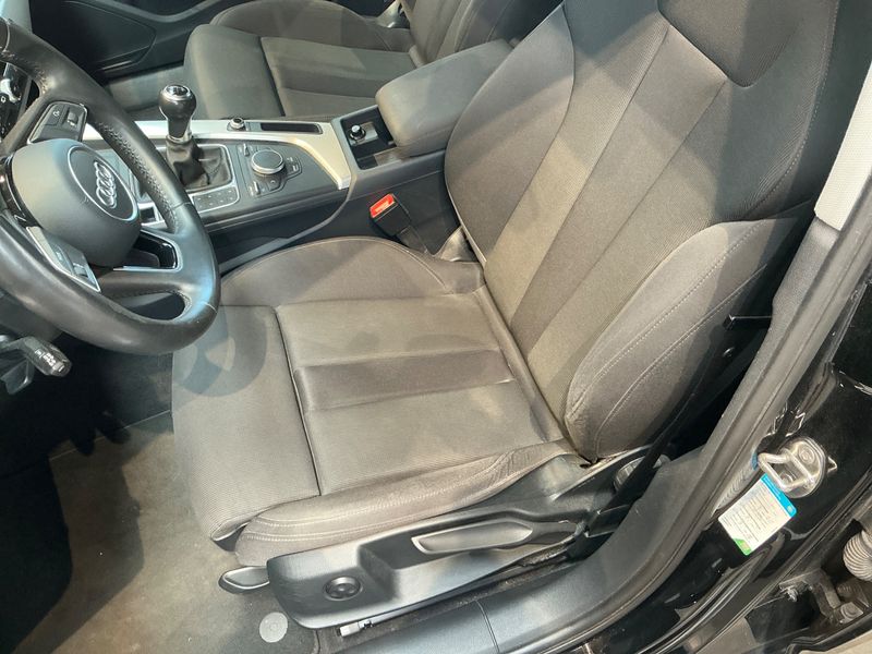 Audi A4 2.0 TDI Sport 2018 – снимка 21