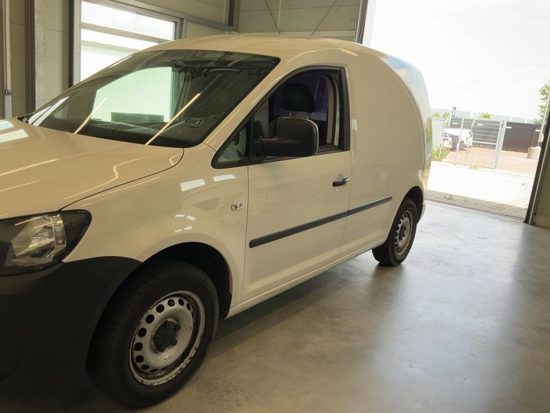 Volkswagen Caddy 1.6 TDI Kasten EcoProfi 2015 – снимка 2
