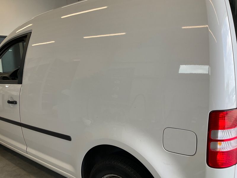 Volkswagen Caddy 1.6 TDI Kasten EcoProfi 2015 – снимка 25