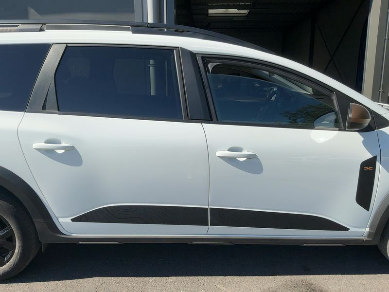 Dacia Jogger 1.0 TCe LPG Extreme+ — zdjęcie 7
