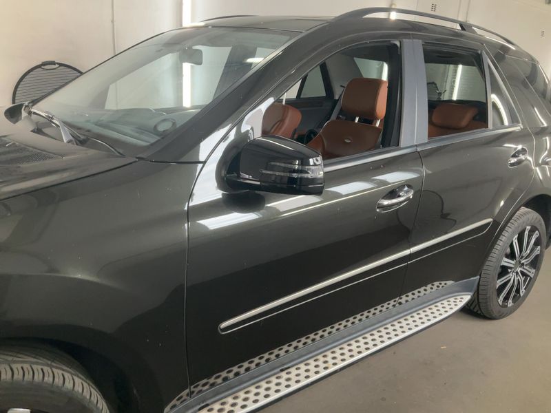 Mercedes-Benz M-Klasse ML 500 — zdjęcie 4