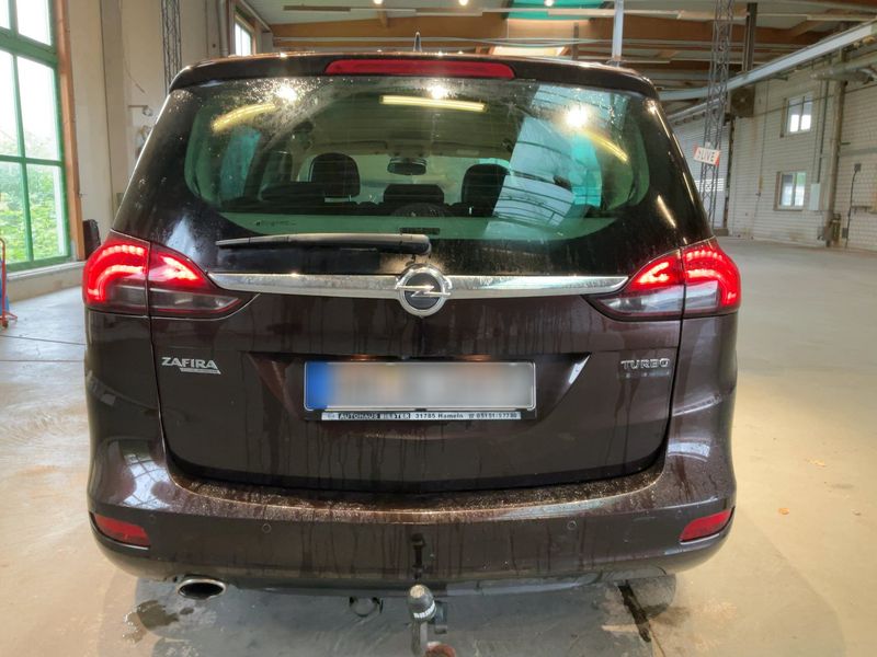 Opel Zafira Tourer 1.6 SIDI Turbo Innovation — zdjęcie 5