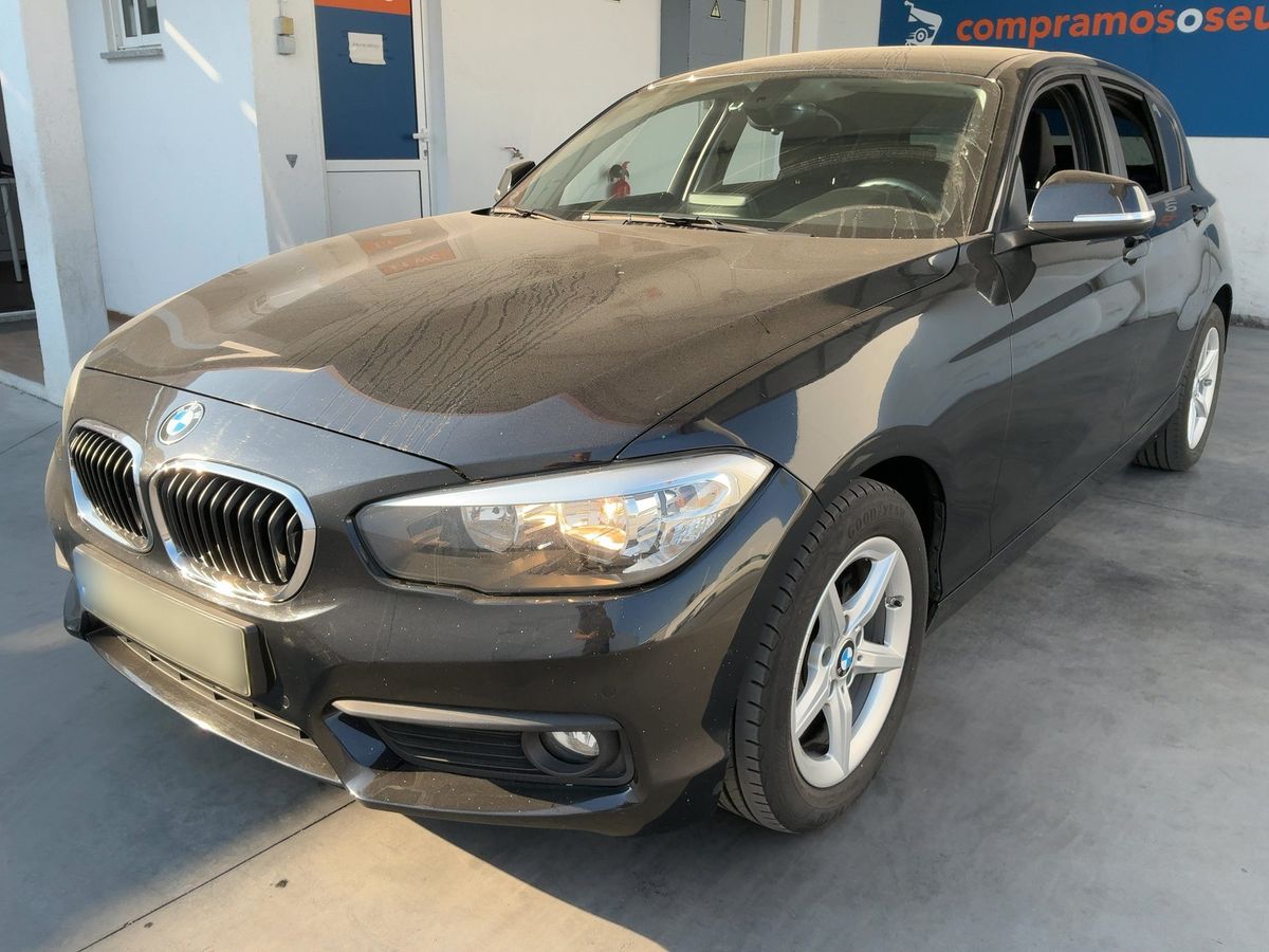 BMW 1er 2019 — photo 1