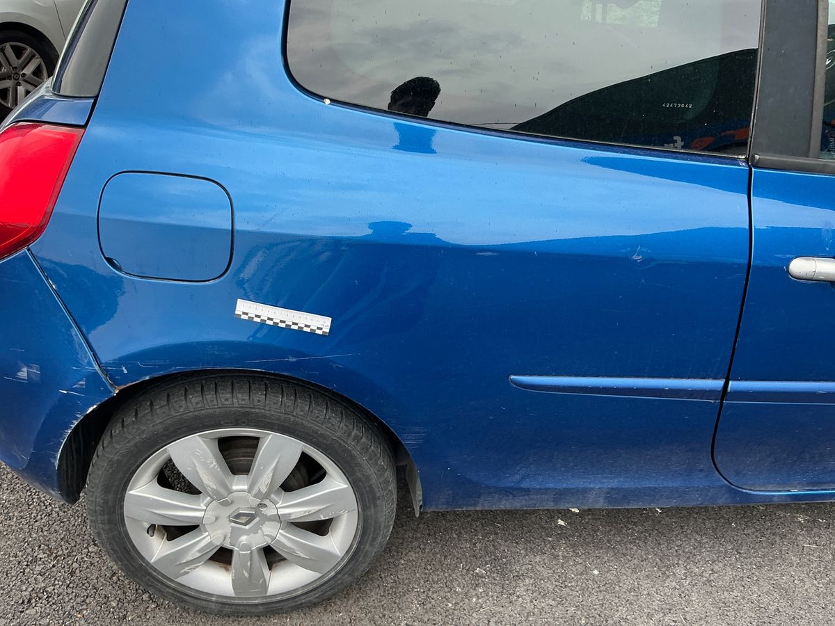Renault Clio 2010 — photo 26