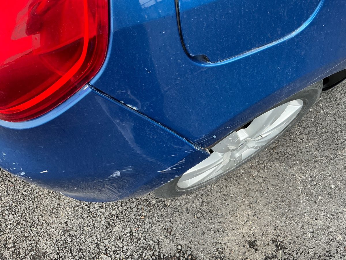 Renault Clio 2010 — photo 46