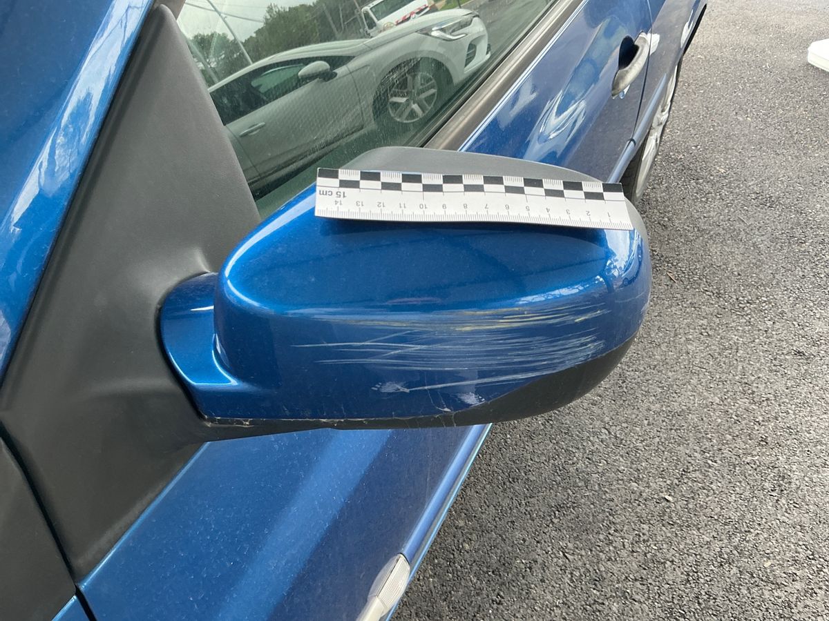 Renault Clio 2010 — photo 36