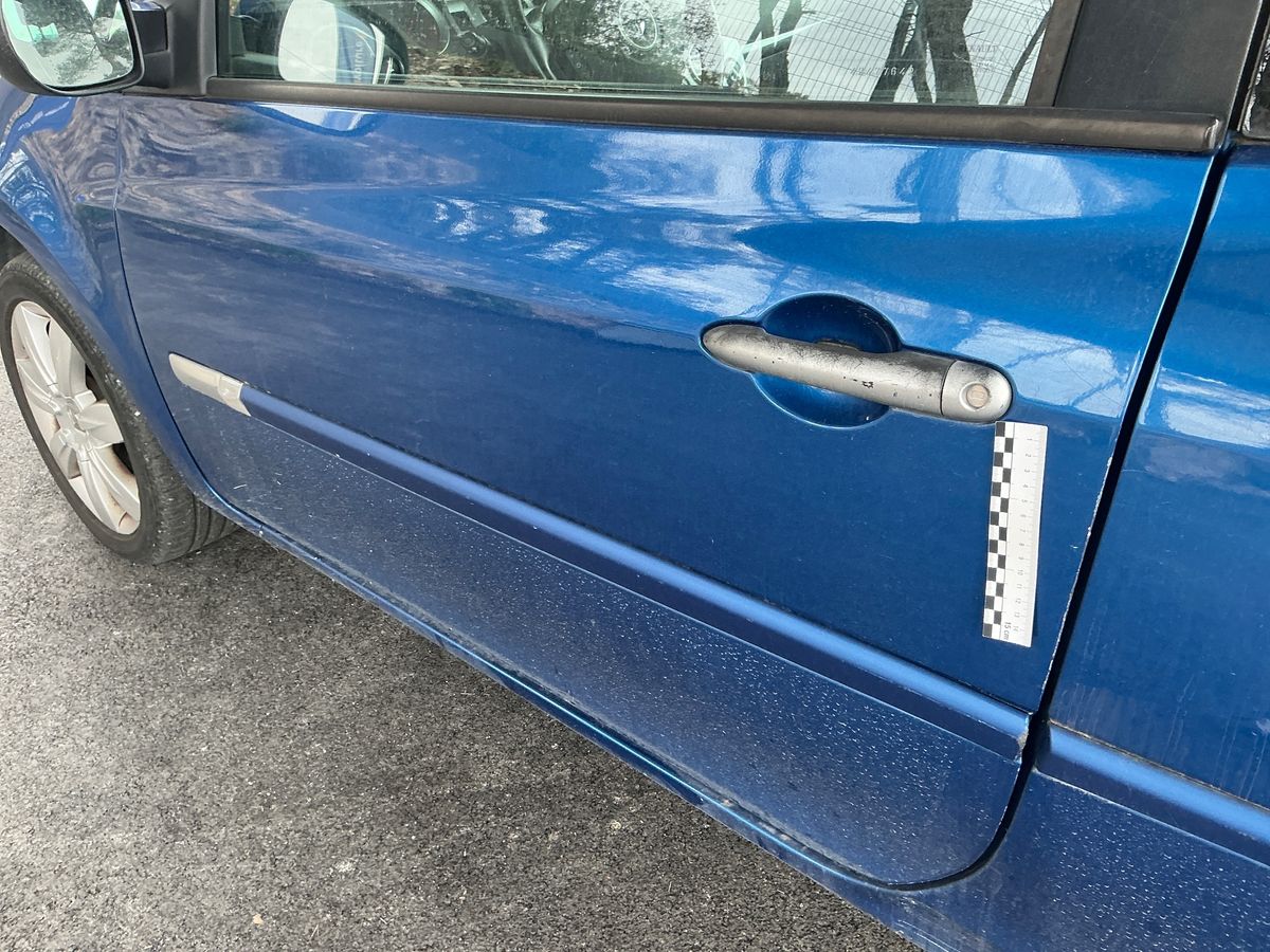 Renault Clio 2010 — photo 35
