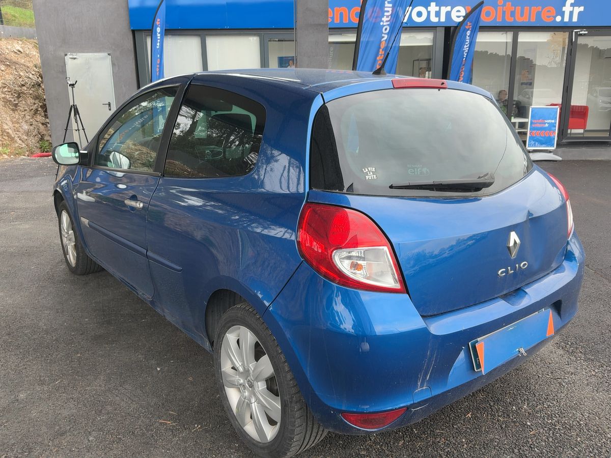 Renault Clio 2010 — photo 7