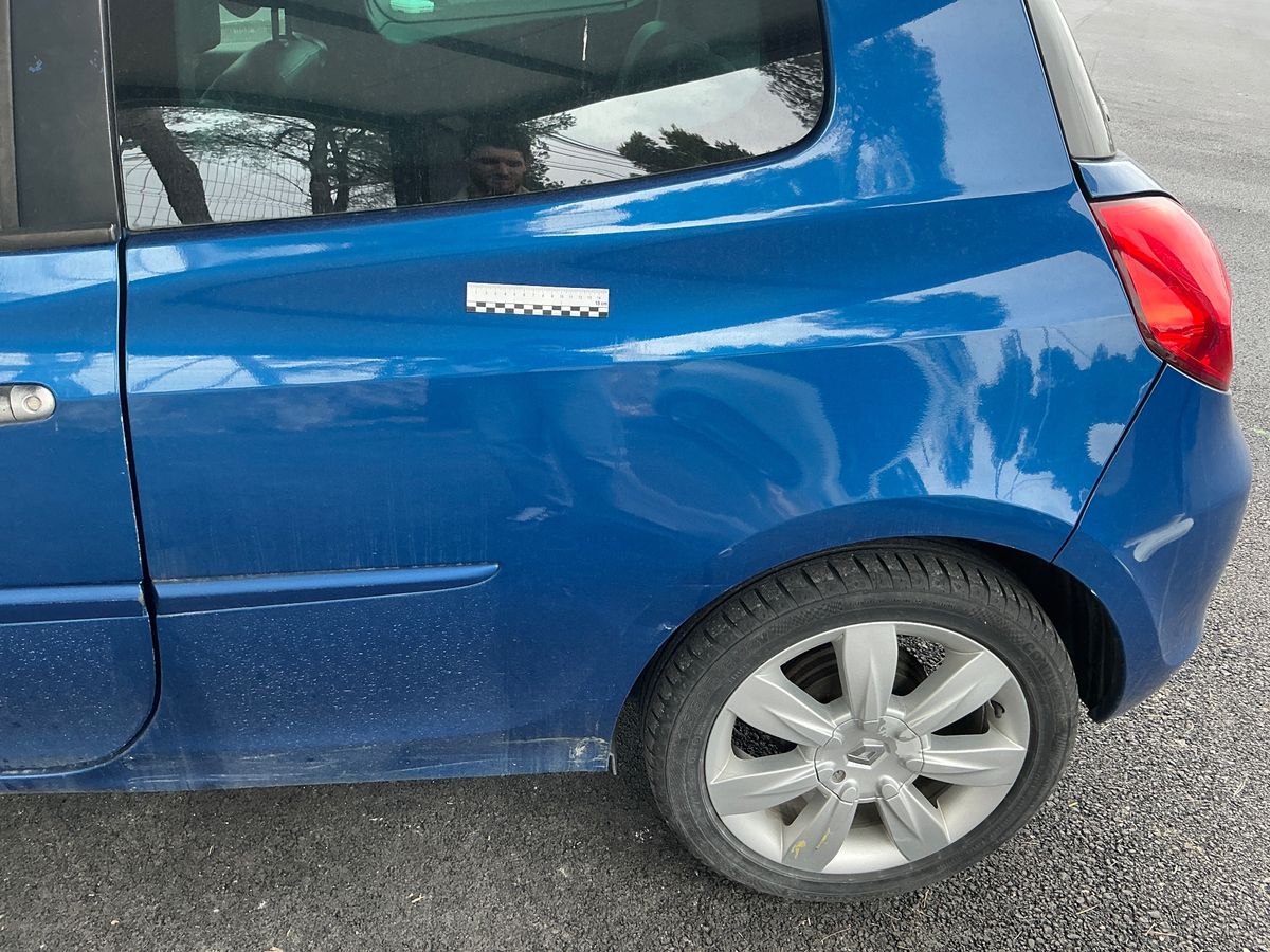 Renault Clio 2010 — photo 38
