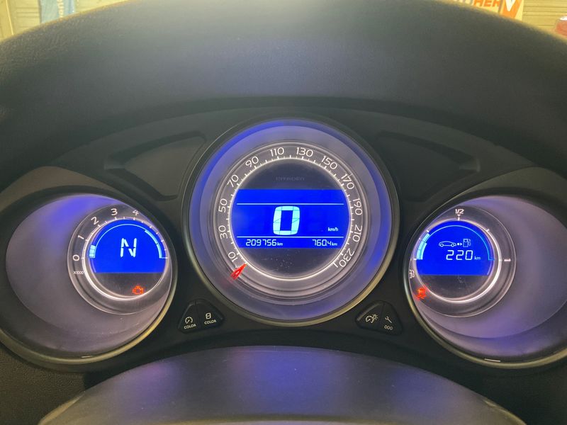 Citroen C4 1.6 e-HDi Collection — zdjęcie 4