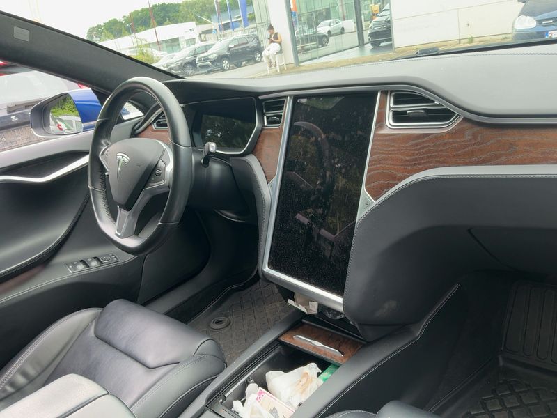 Tesla Model S 70D Dual — zdjęcie 12