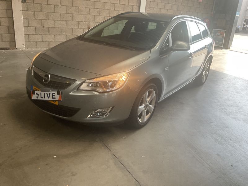 2010 Opel Astra