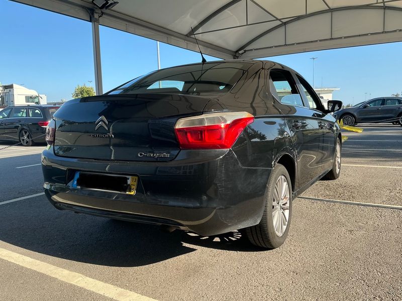 Citroen C-Elysée 1.6 HDi Exclusive — zdjęcie 2