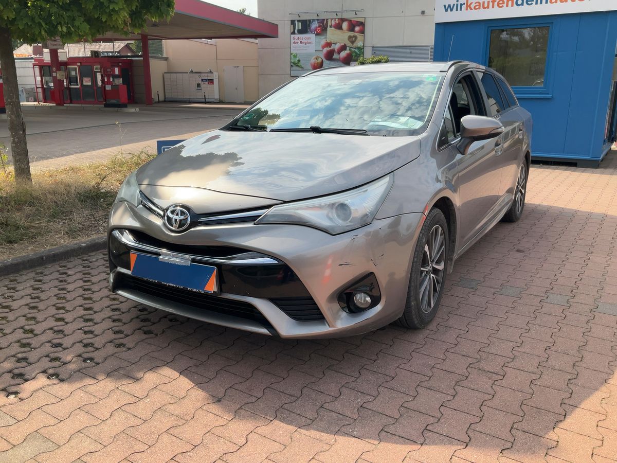 Toyota Avensis 2.0 D-4D Business Edition