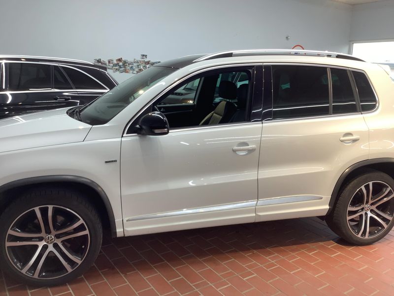 Volkswagen Tiguan 2.0 TDI CityScape 4Motion BlueMotion Tech 2015 – снимка 4