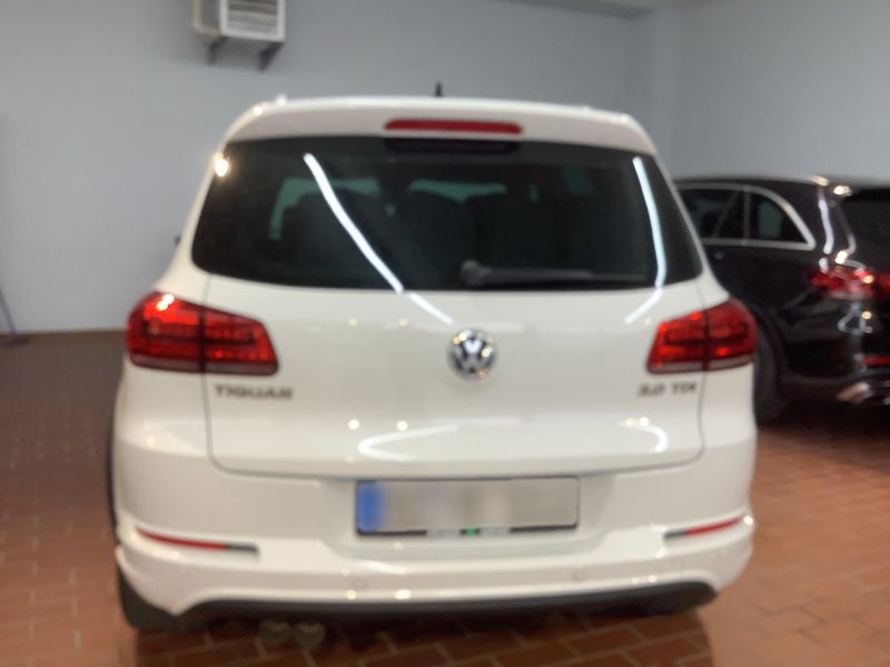 Volkswagen Tiguan 2.0 TDI CityScape 4Motion BlueMotion Tech 2015 – снимка 7