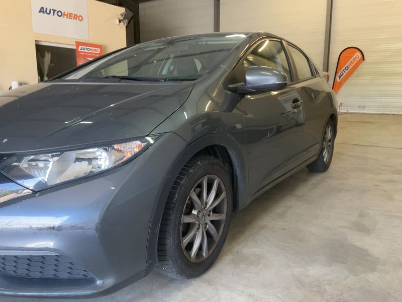Honda Civic 1.4 Elegance — zdjęcie 2
