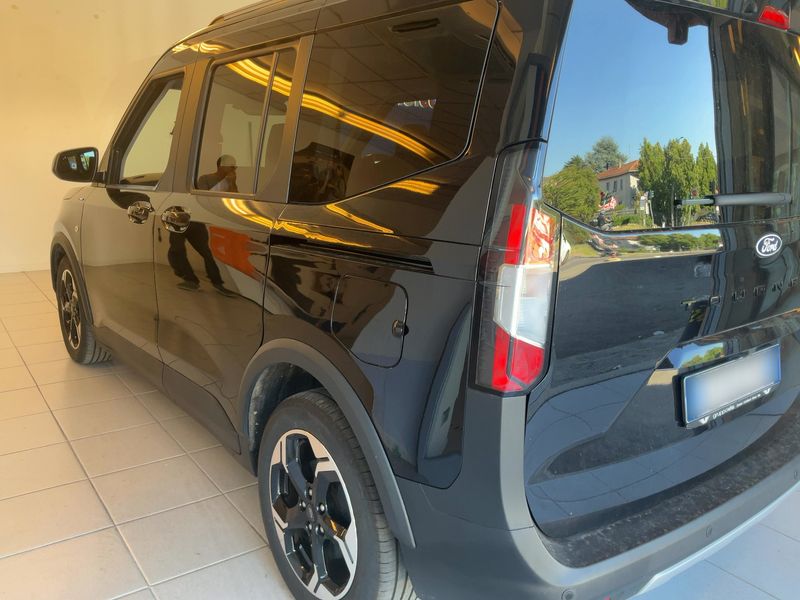 Ford Tourneo Courier 1.0 EcoBoost Active — zdjęcie 3