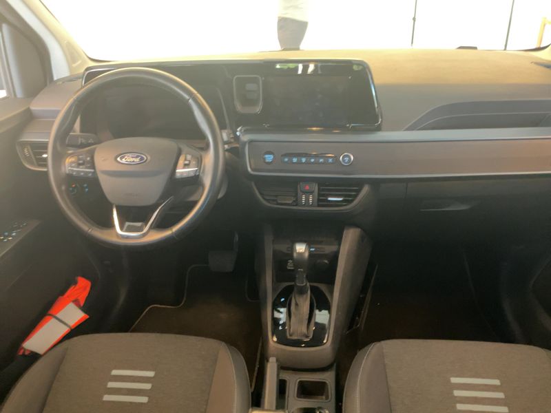 Ford Tourneo Courier 1.0 EcoBoost Active — zdjęcie 12