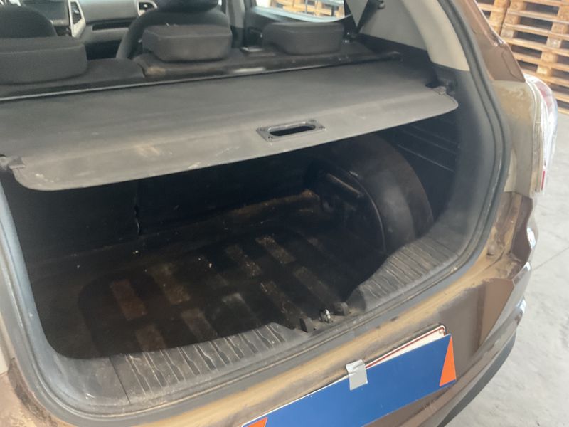 Ssangyong Tivoli 1.6 Be 4x2 2016 – снимка 43